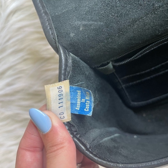 Dooney & Bourke Crossbody vintage leather satchel bag Black 90s Preppy Academia - Picture 9 of 9